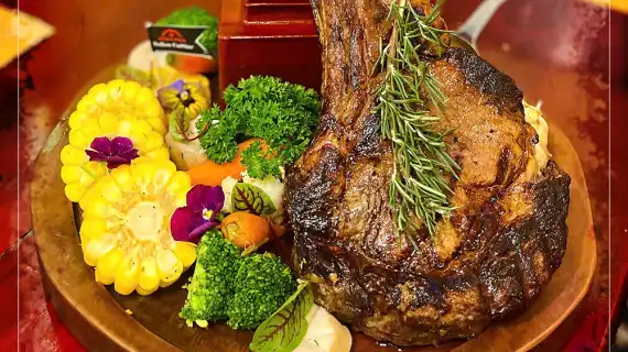 Herbal Pizza & Steak
